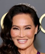 Tia Carrere