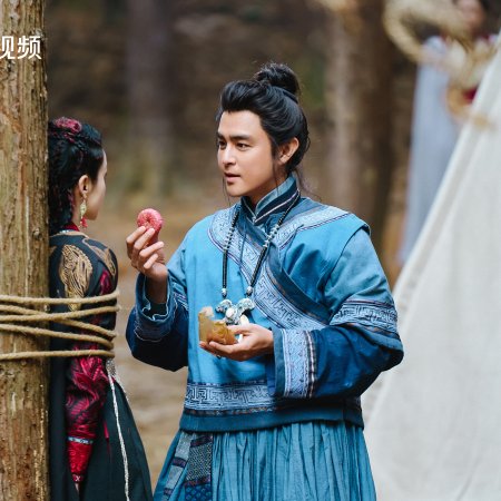 Duel on Mount Hua: Southern Emperor and Northern Beggar (2025)