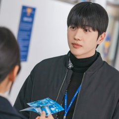 Hunter with a Scalpel Korean Drama photo