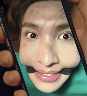 ParkJi-hoons_left_nostri
