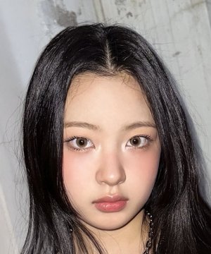 Ji Woo Park