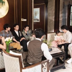 Long Zai Jiang Lin, Qi Ge Fan Pai Ba Ba Zheng Dang Nv Er Nu Chinese Drama(2025) photo
