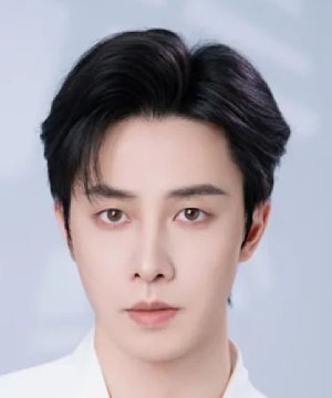 Yi Lun Zhang