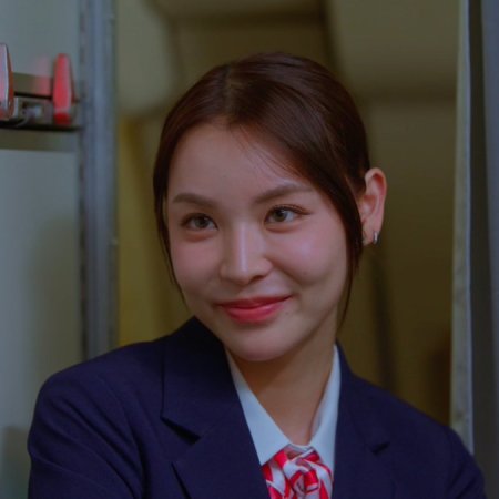 Kapook Ploynira Hiruntaveesin