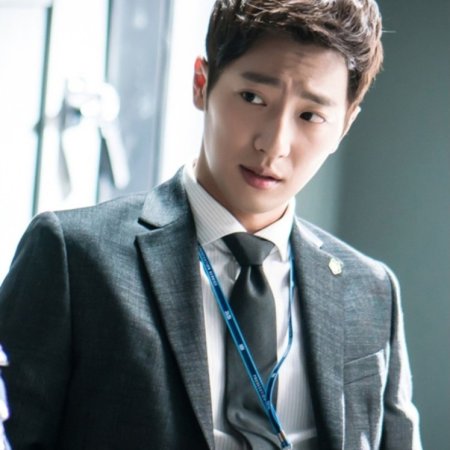 Lee Sang Yeob