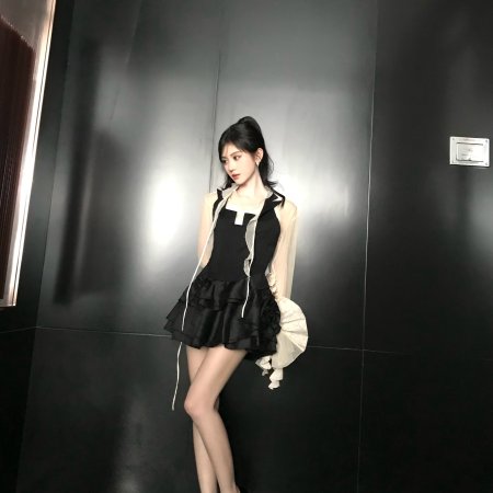 Ju Jing Yi