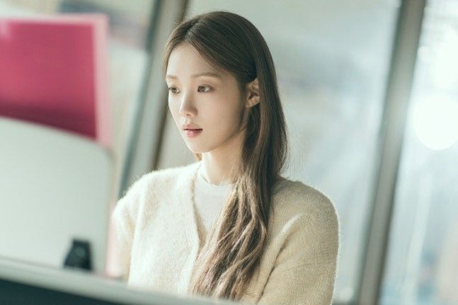 Lee Sung Kyung reveals the intricacies of her 'The Nice Guy' persona