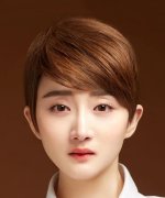 Veronique Zhang
