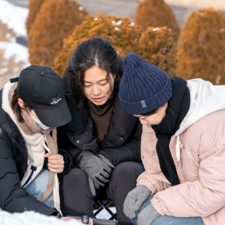 Mother and Daughter (2022)