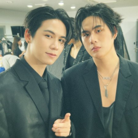 My Professional Boyfriend ()